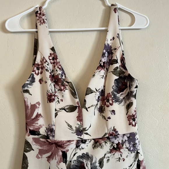 Women’s size small floral dress from Windsor - Picture 4 of 7